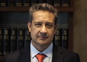 Detienen a exfiscal Vinko Fodich que integraría una red de secuestros extorsivos y lavado de dinero