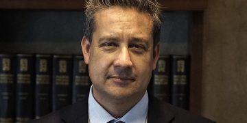 Detienen a exfiscal Vinko Fodich que integraría una red de secuestros extorsivos y lavado de dinero