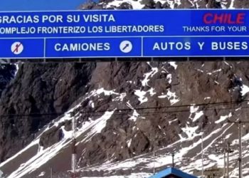 Nuevas sedes sociales y dos ambulancias fueron inauguradas en Nogales con una inversión por parte del GORE que supera los $488 millones