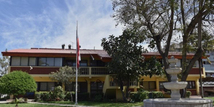 Allanan la Municipalidad de Llay-Llay en el marco de una investigación por presunto fraude al fisco