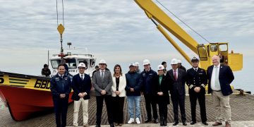 Reparación de grúa de Caleta Portales recibe visto bueno y pescadores podrán volver a trabajar tras daños provocados por temporales