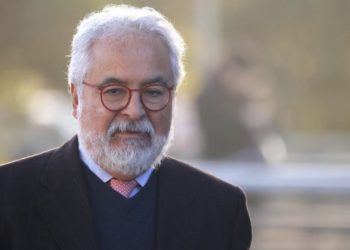 Oposición confirma acusación constitucional contra el ministro Fernando Rabat