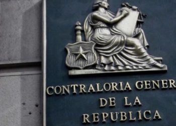 Contraloría General constata que en 2025 hubo 7.207 funcionarios públicos que viajaron al extranjero con licencia médica