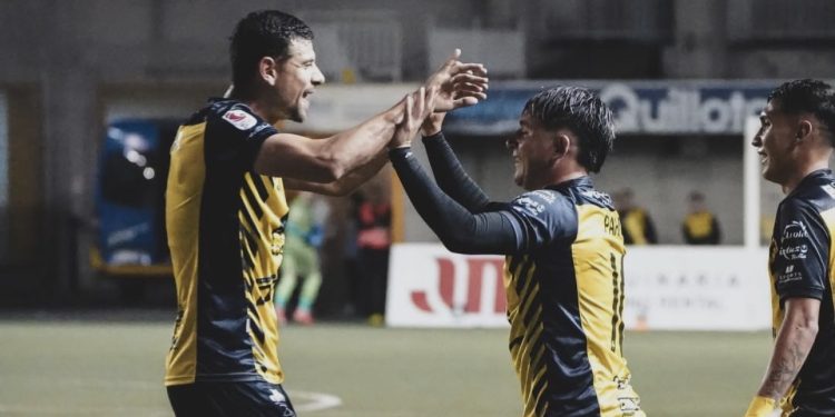 San Luis de Quillota sigue en racha y se puso a un punto de los lideres
