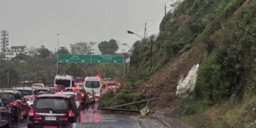 Una sociedad golpeada desde adentro