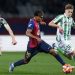 Con polémica Betis de Pellegrini cayó goleado ante Barcelona
