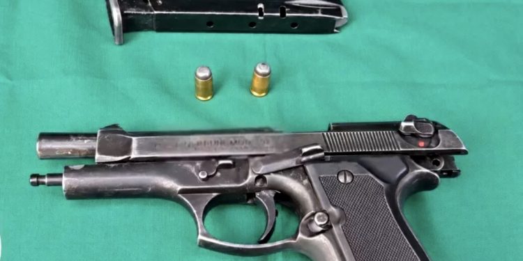 Hombre en riesgo vital tras recibir múltiples disparos en la vía pública de Villa Alemana
