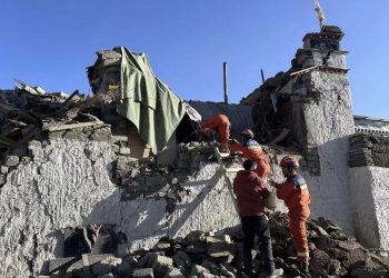 Cifra de muertos se eleva a 16 y más de 300 viviendas derrumbadas tras Terremoto 7,0 en el Tíbet