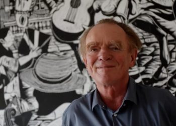 Falleció Thierre Defert artista francés más conocido como Loro Coirón que inmortalizó Valparaíso